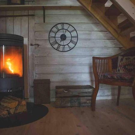 Romantic Spa Villa With Fireplace By The Lake Stjarnsund Екстериор снимка