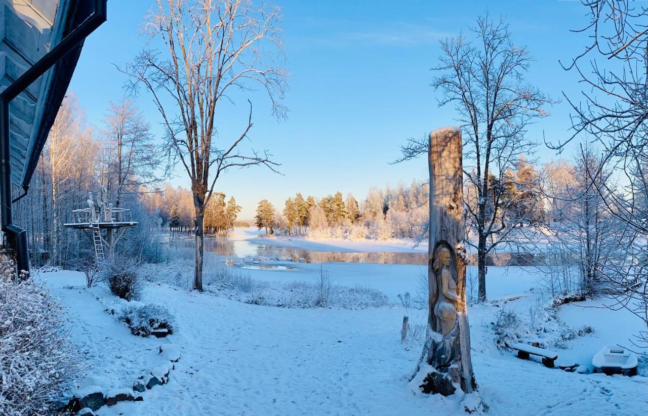 Romantic Spa Villa With Fireplace By The Lake Stjarnsund Екстериор снимка