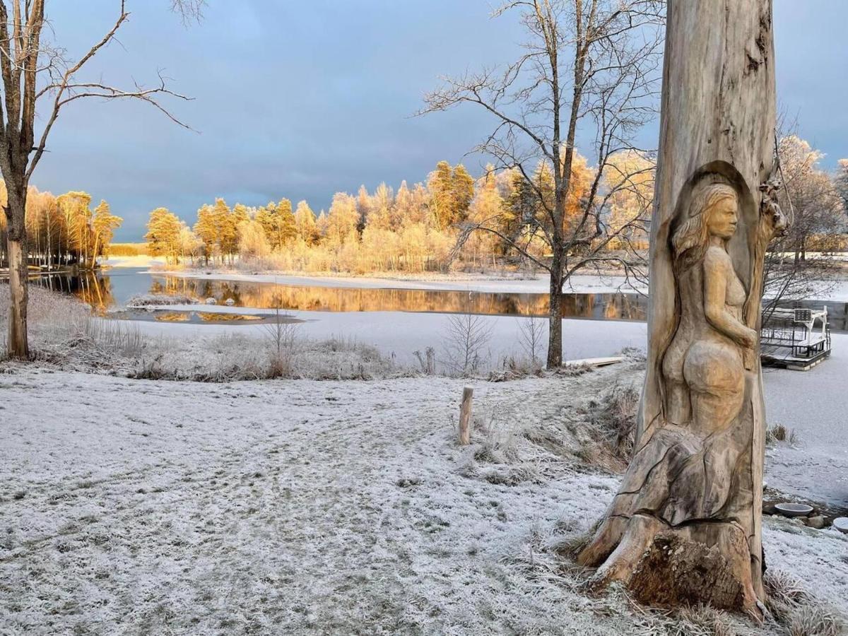 Romantic Spa Villa With Fireplace By The Lake Stjarnsund Екстериор снимка